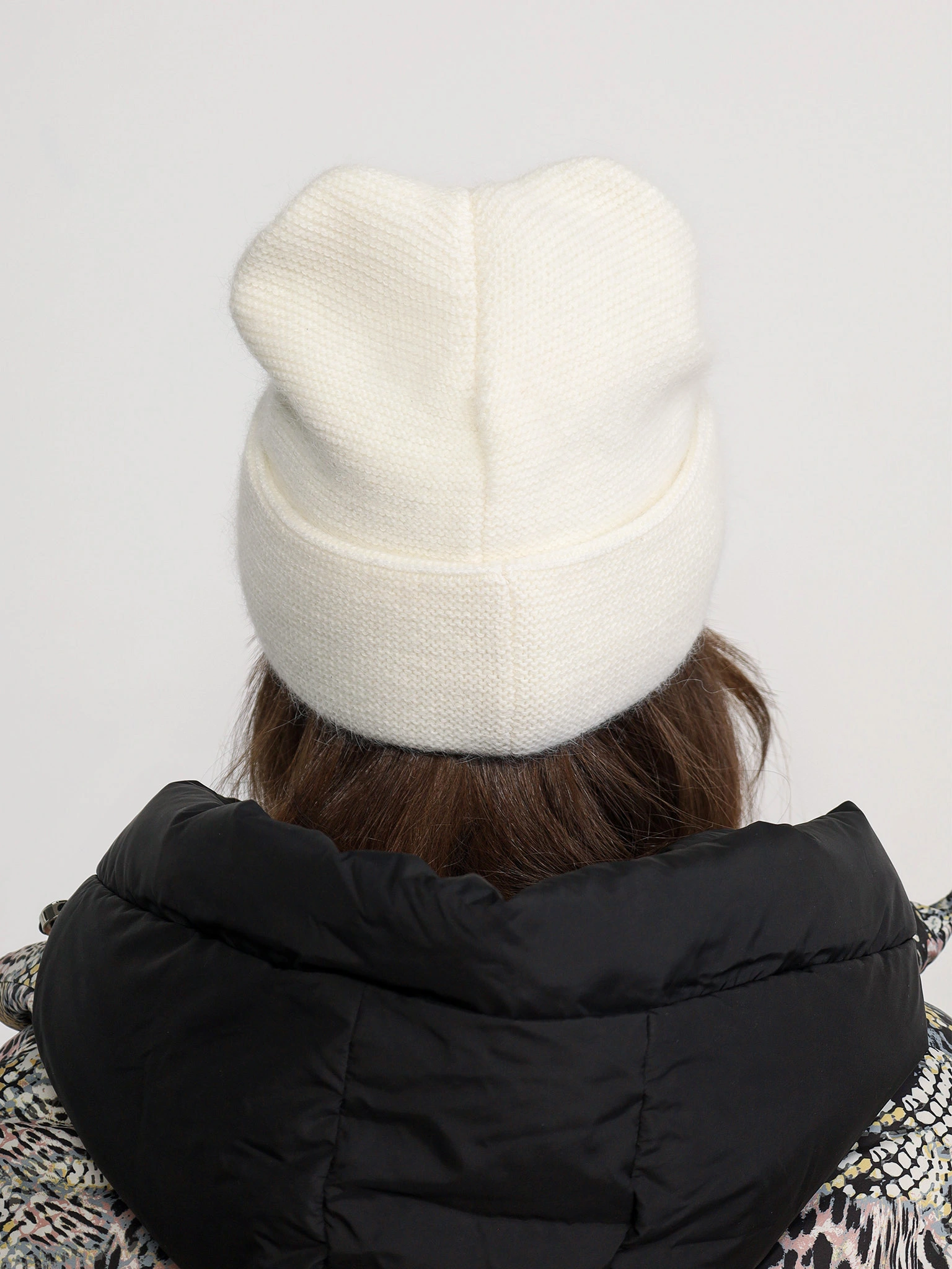 Шапка-бини из ангоры и нейлона с отворотом в ассортименте